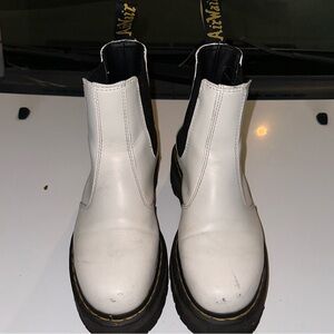 Doc Marten’s 2976 Platform Chelsea Boot